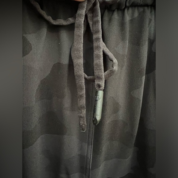 Lululemon Size 10 - Picture 3 of 6